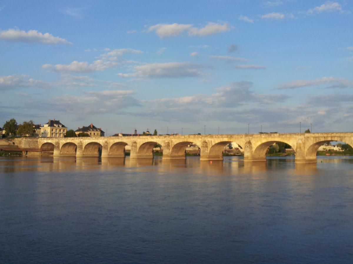 Different Holidays Saumur Exterior photo